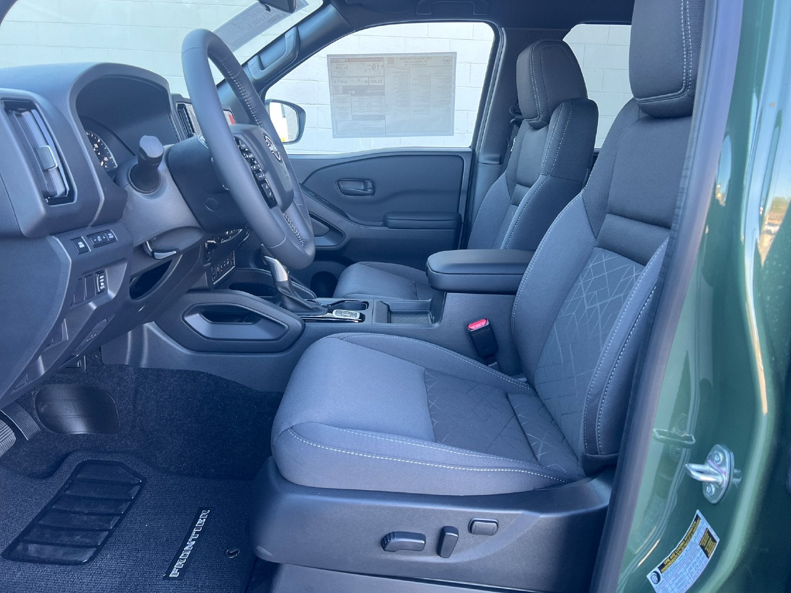 2027 Nissan Frontier SV