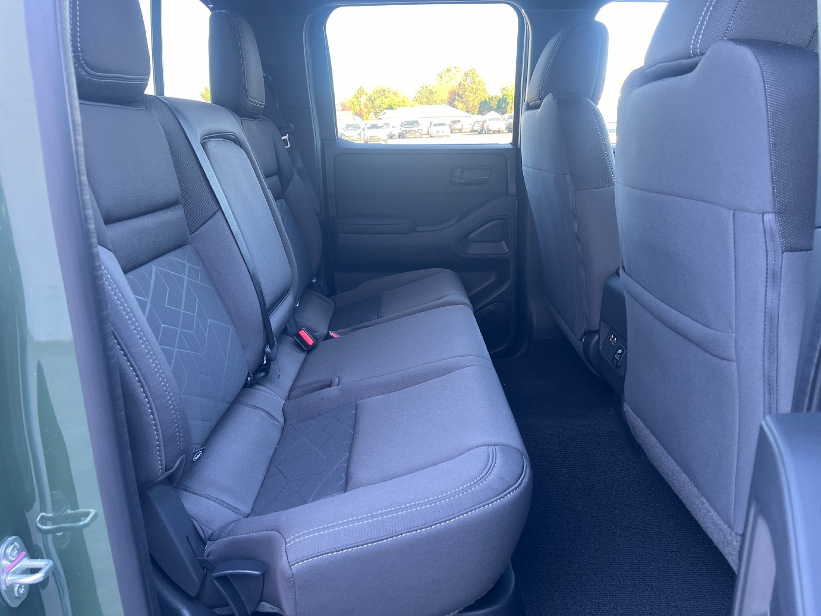 2027 Nissan Frontier SV