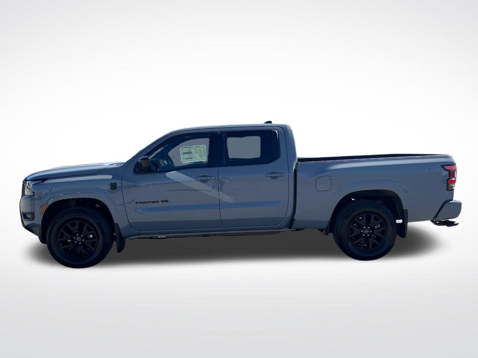 2027 Nissan Frontier SV