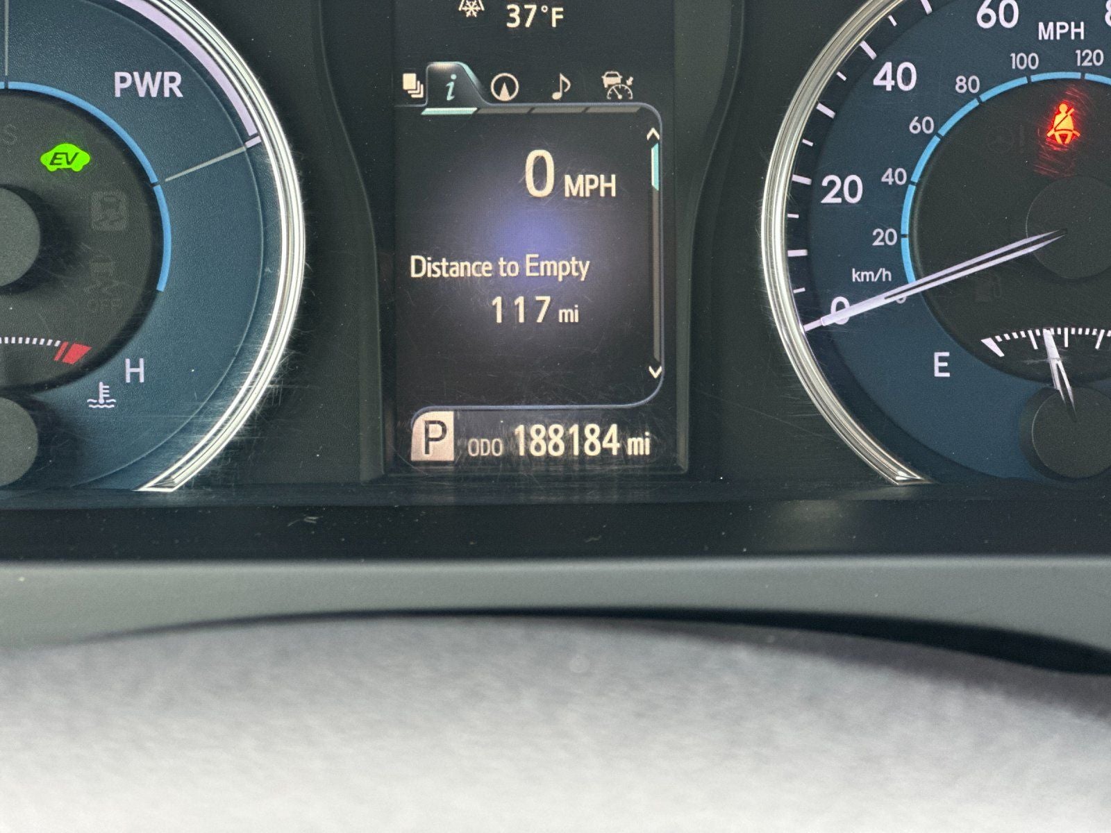 2016 Toyota Camry Hybrid XLE