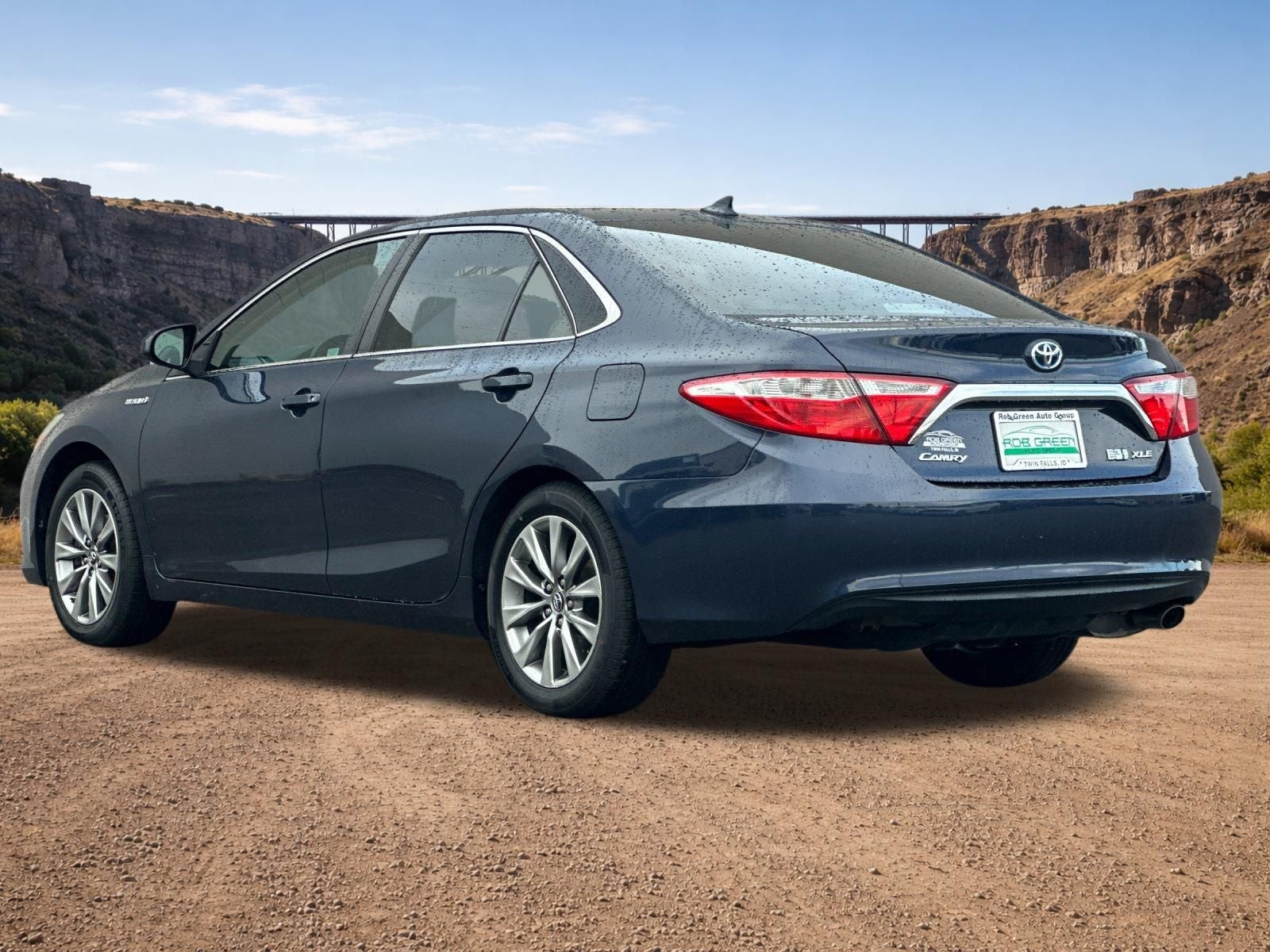 2016 Toyota Camry Hybrid XLE