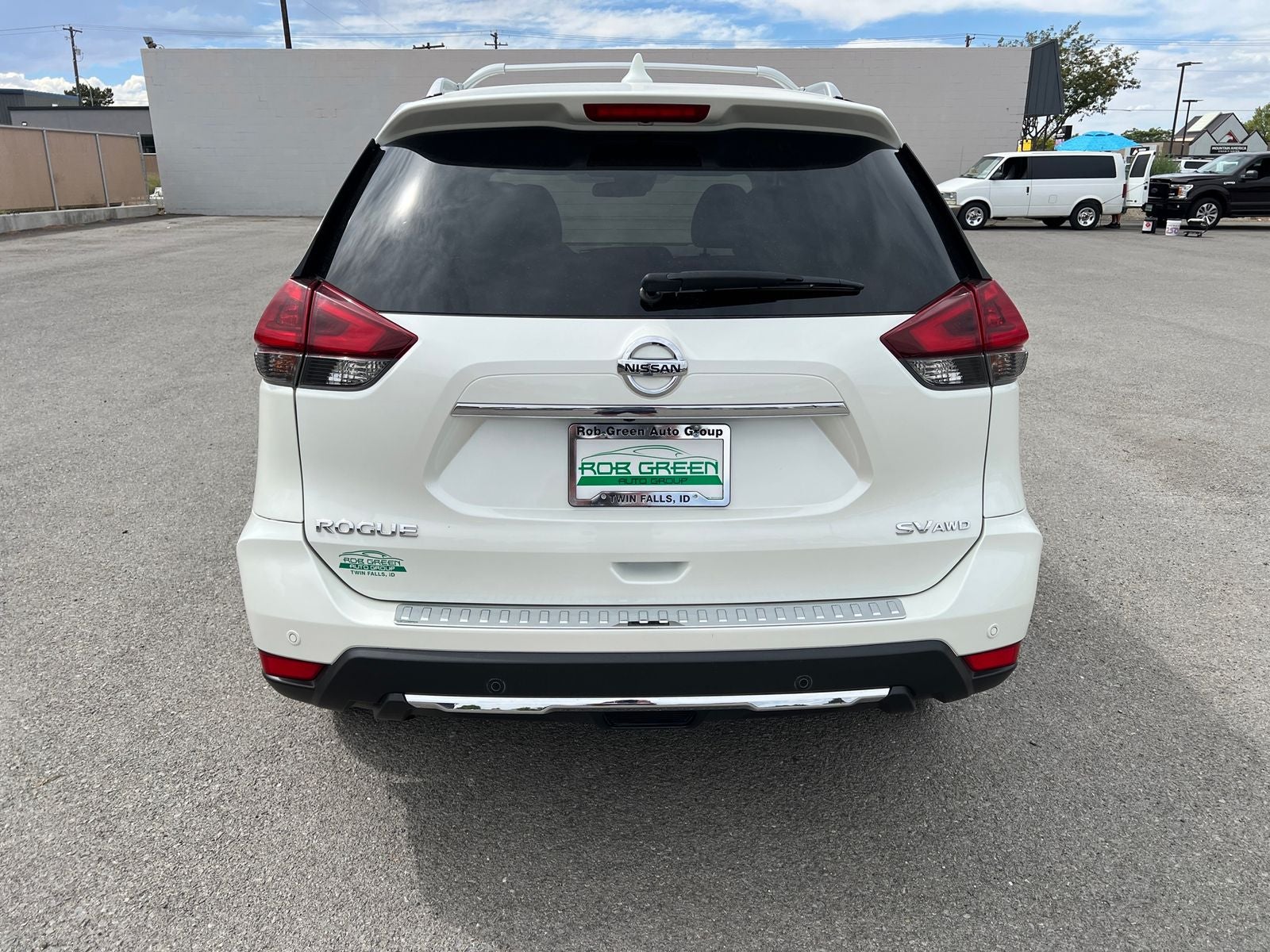 2020 Nissan Rogue SV