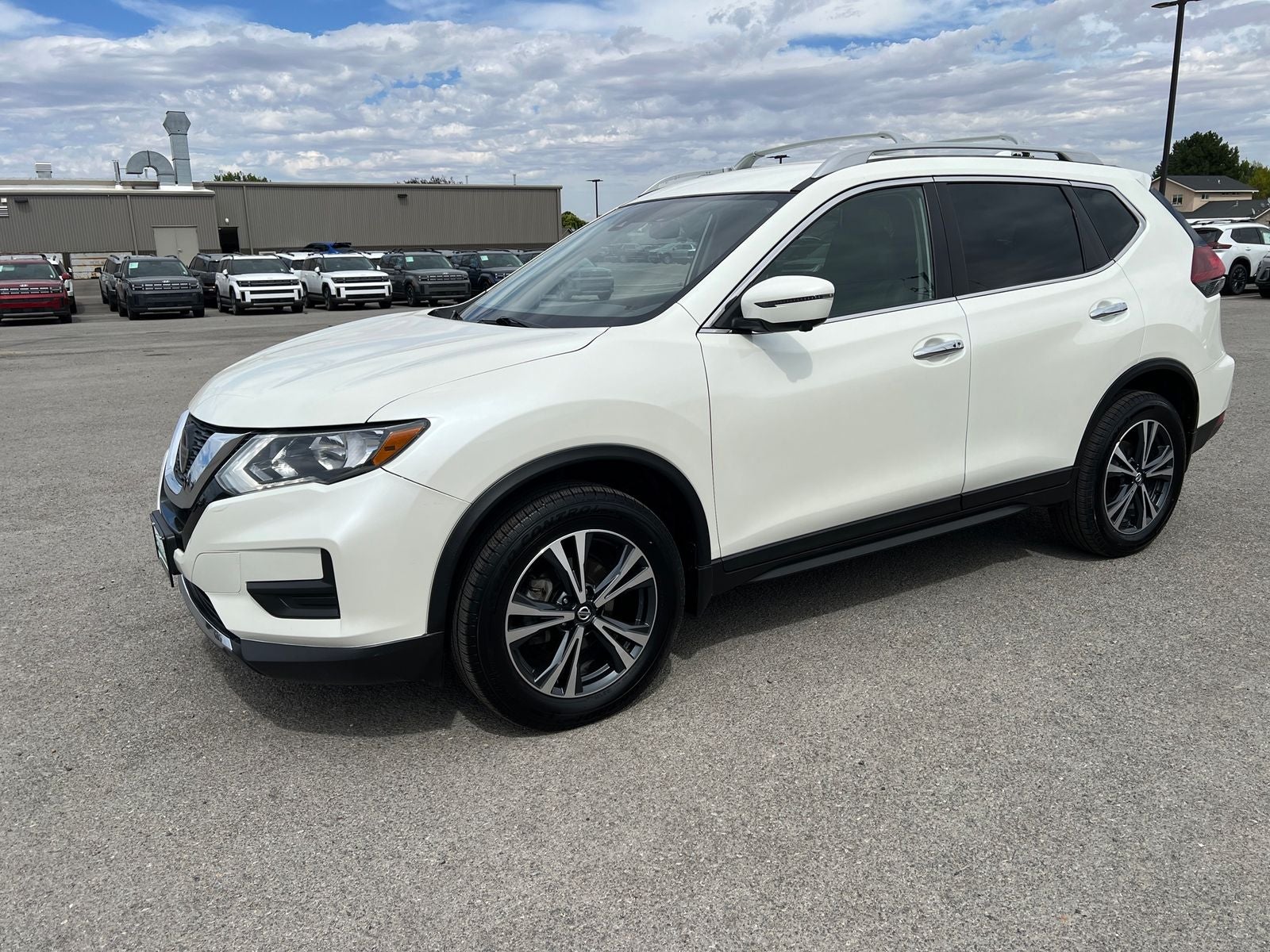 2020 Nissan Rogue SV