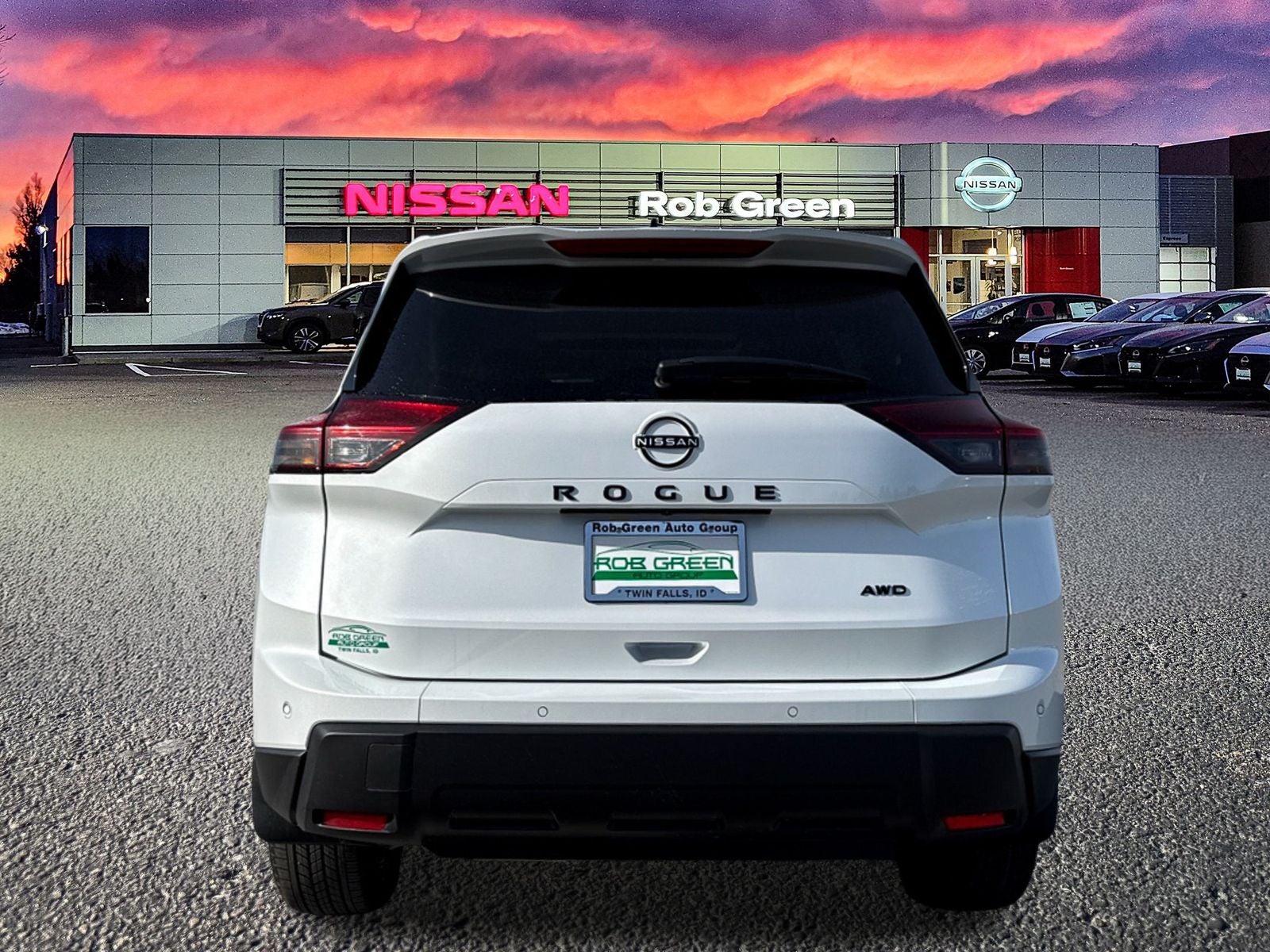 2026 Nissan Rogue SV