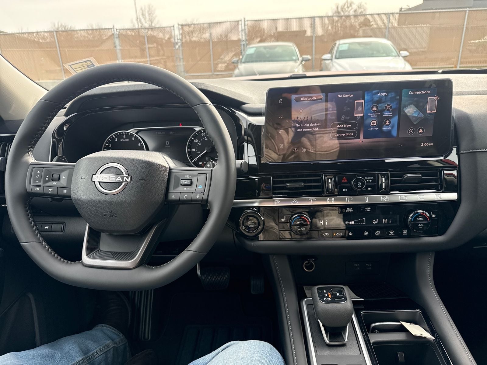 2026 Nissan Pathfinder SV