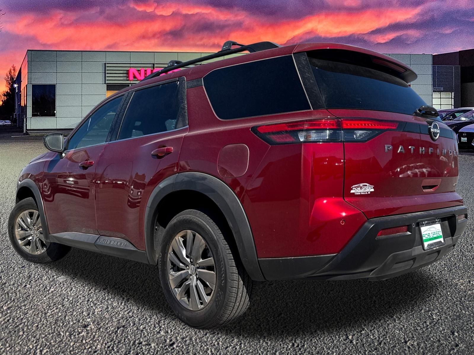 2026 Nissan Pathfinder SV