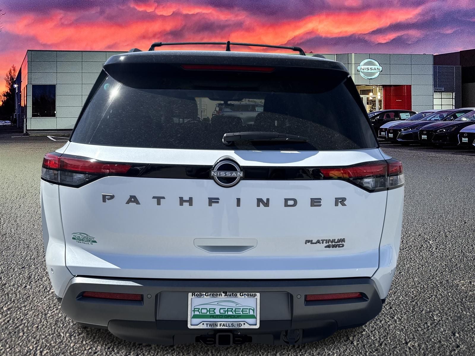 2026 Nissan Pathfinder Platinum
