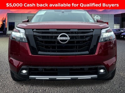 2025 Nissan Pathfinder Platinum