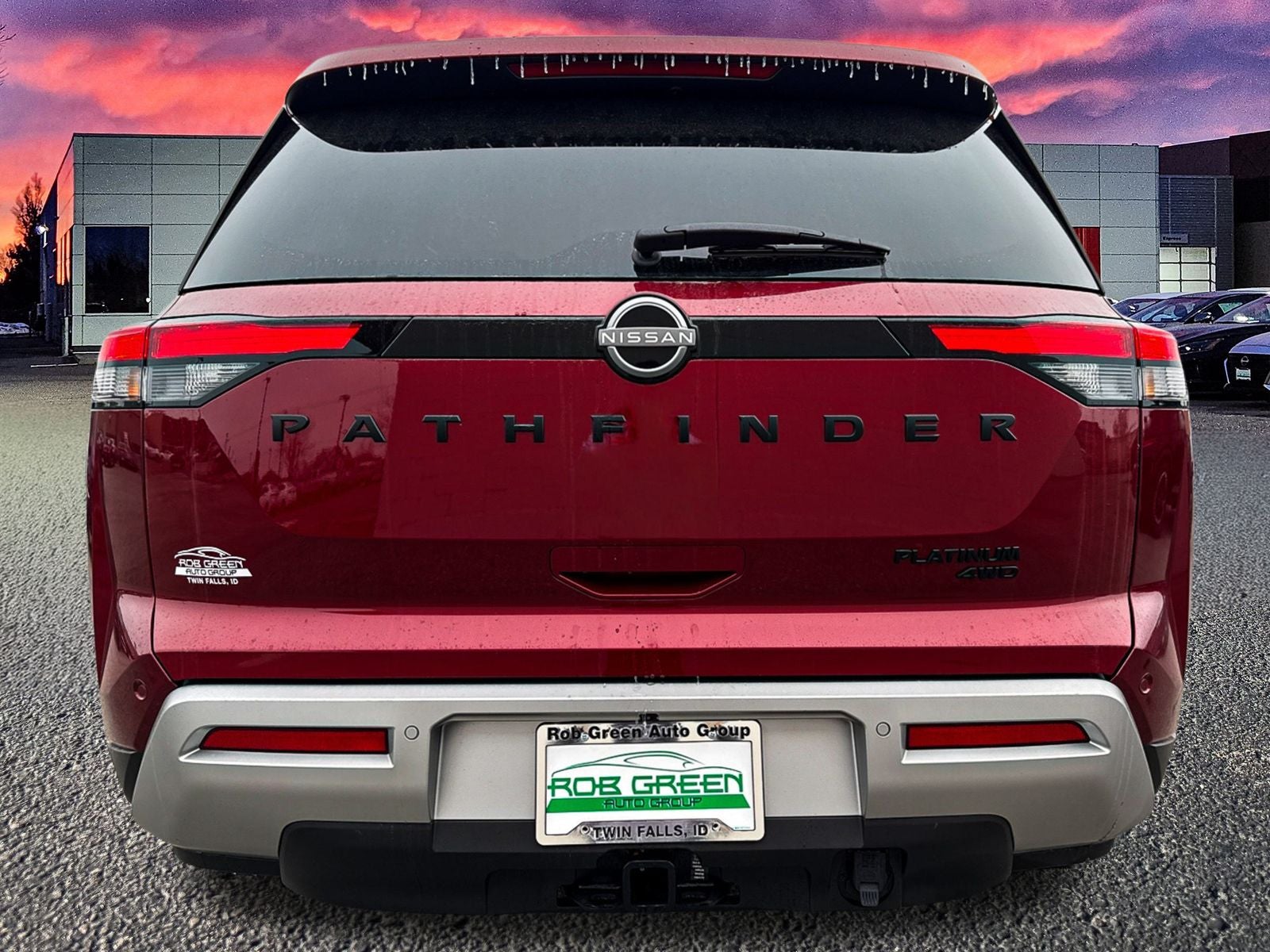 2025 Nissan Pathfinder Platinum