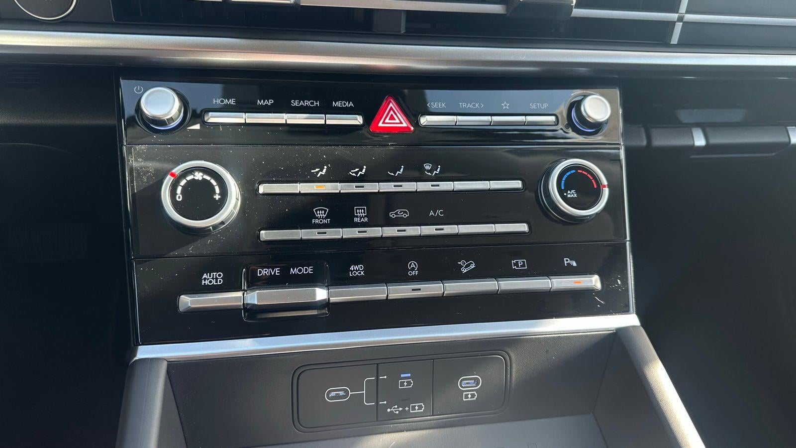 2026 Hyundai Santa Fe SE