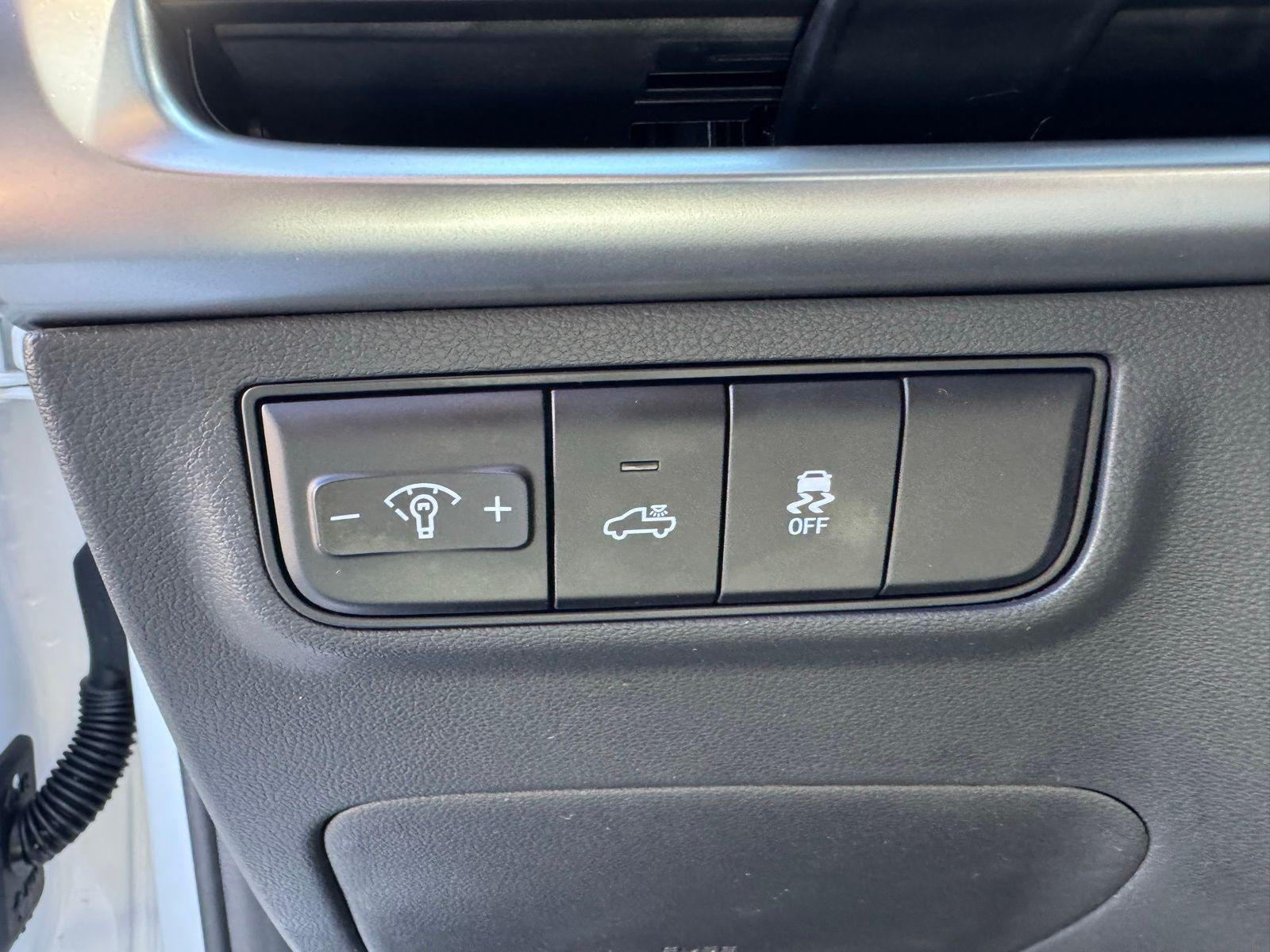 2026 Hyundai Santa Cruz SE