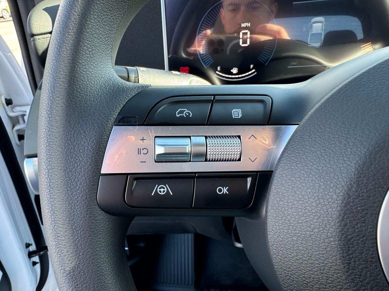 2026 Hyundai Santa Cruz SE