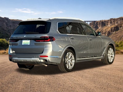 2025 BMW X7 xDrive40i