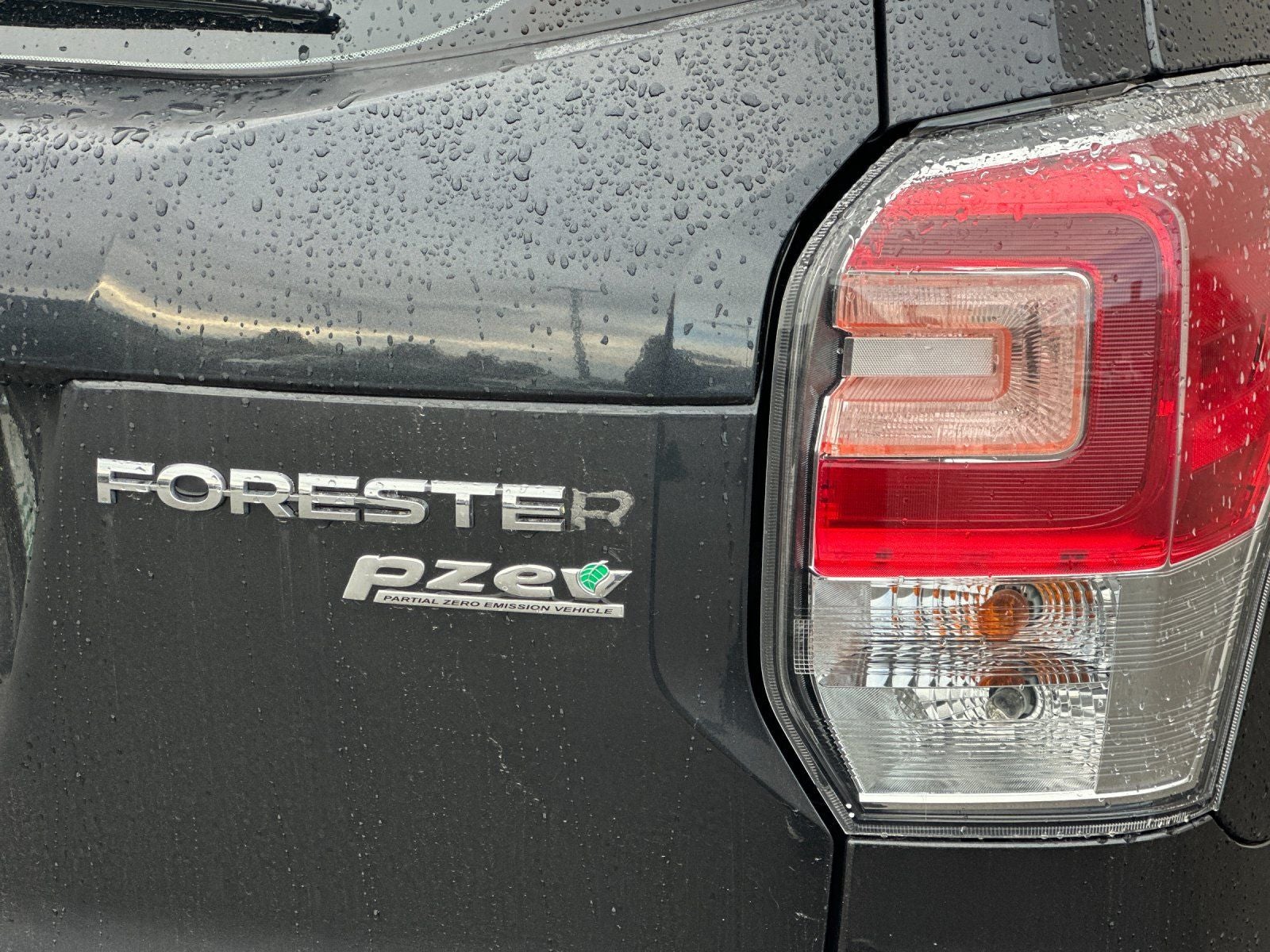 2017 Subaru Forester 2.5i