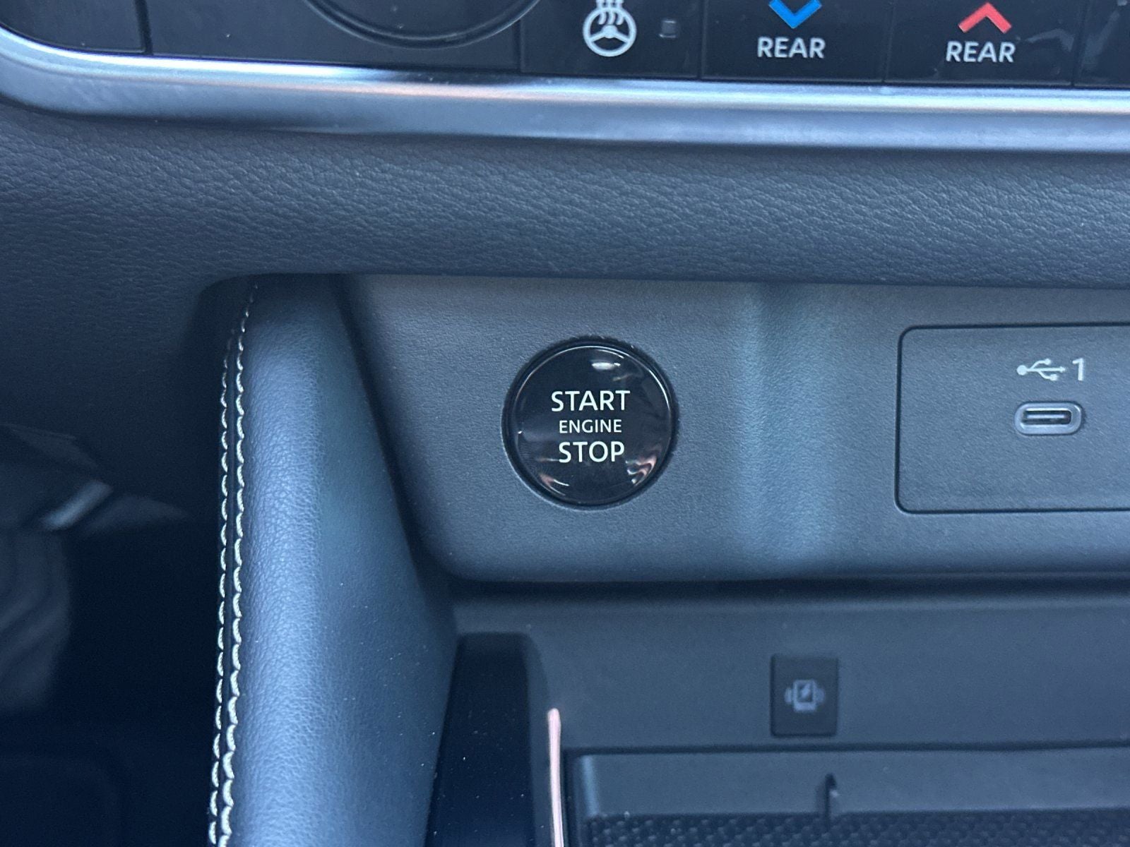 2024 Nissan Rogue Platinum