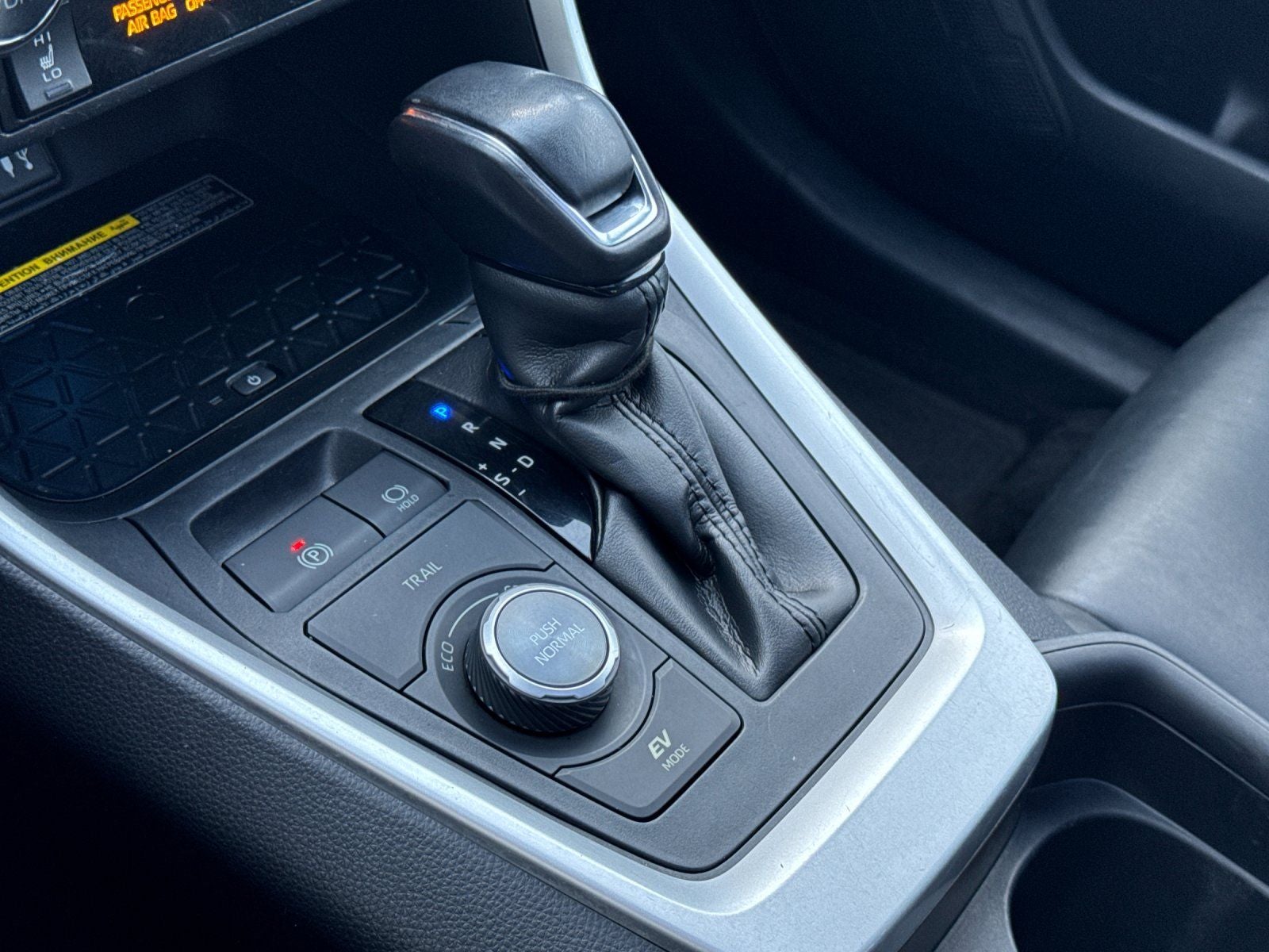 2019 Toyota RAV4 Hybrid XSE