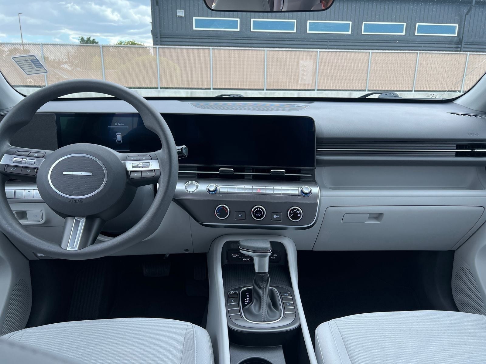 2025 Hyundai Kona SE