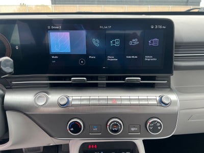 2025 Hyundai Kona SE