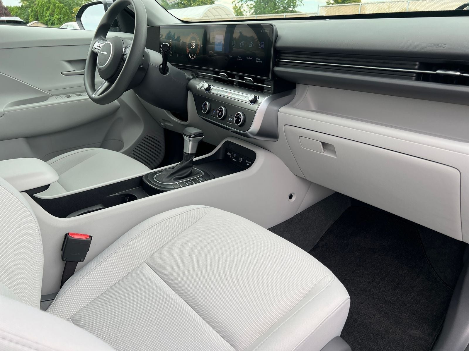 2025 Hyundai Kona SE