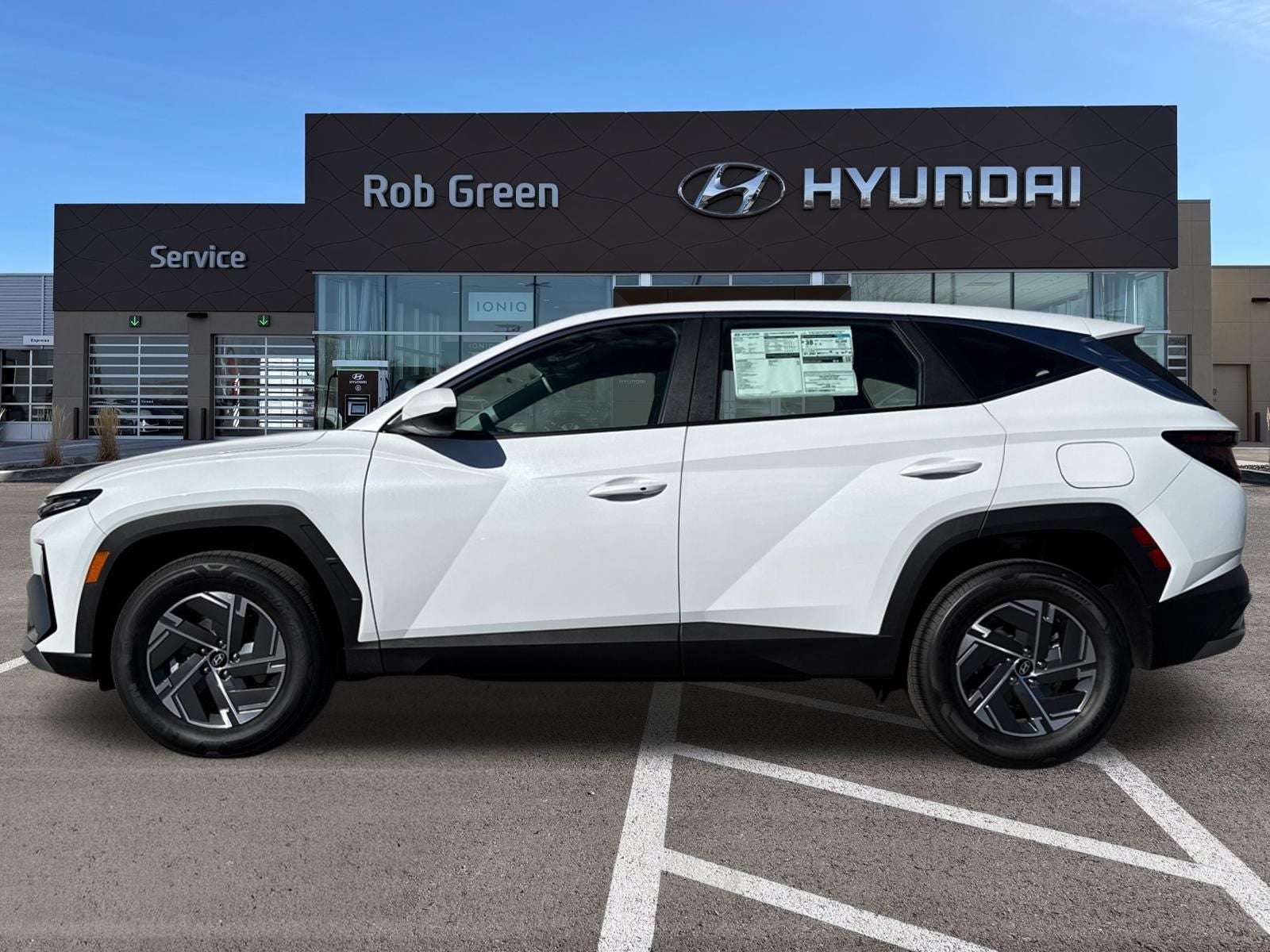 2026 Hyundai Tucson Hybrid Blue SE