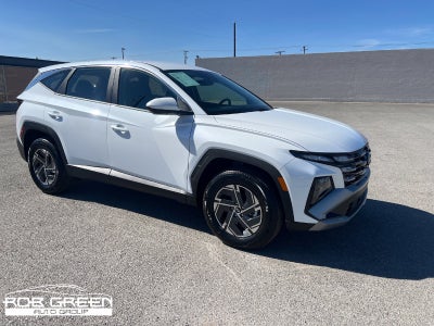 2026 Hyundai Tucson Hybrid Blue SE