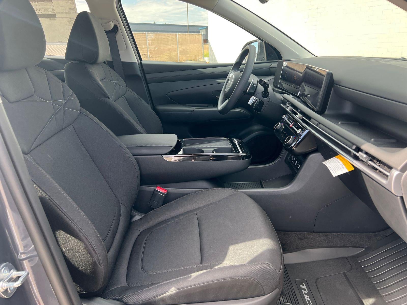 2026 Hyundai Tucson Hybrid Blue SE