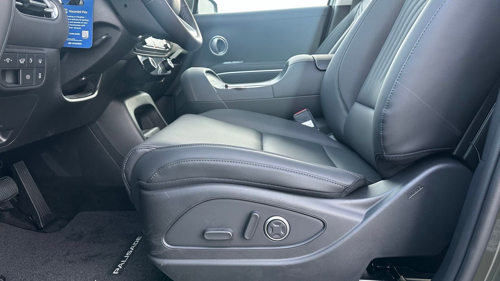 2026 Hyundai Palisade Hybrid SEL Premium 7 Passenger