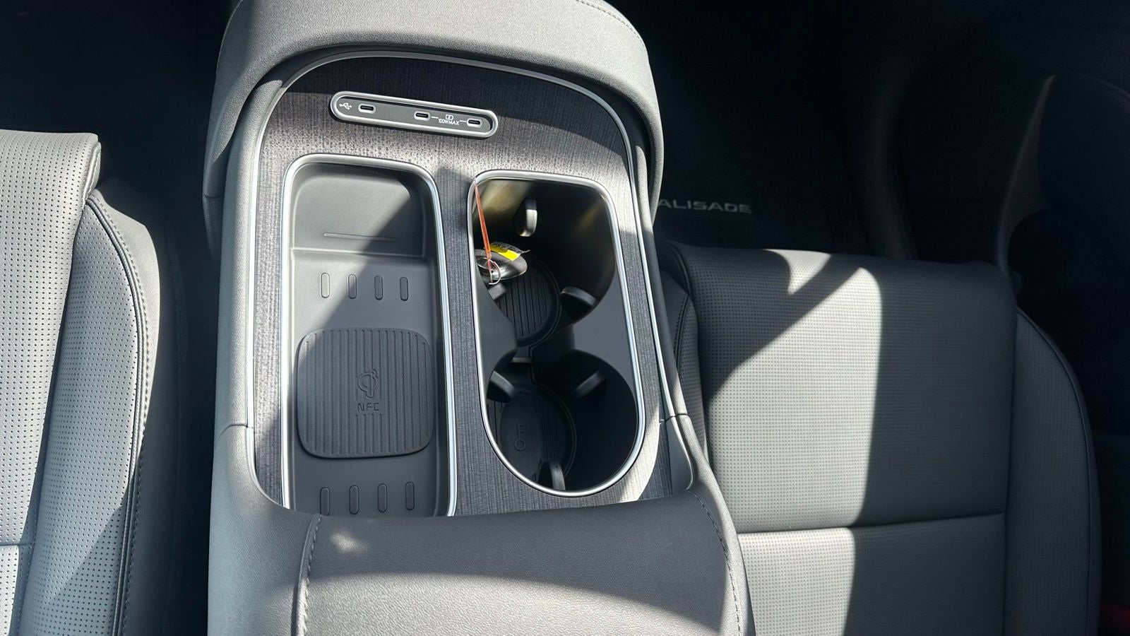 2026 Hyundai Palisade Hybrid SEL Premium 8 Passenger