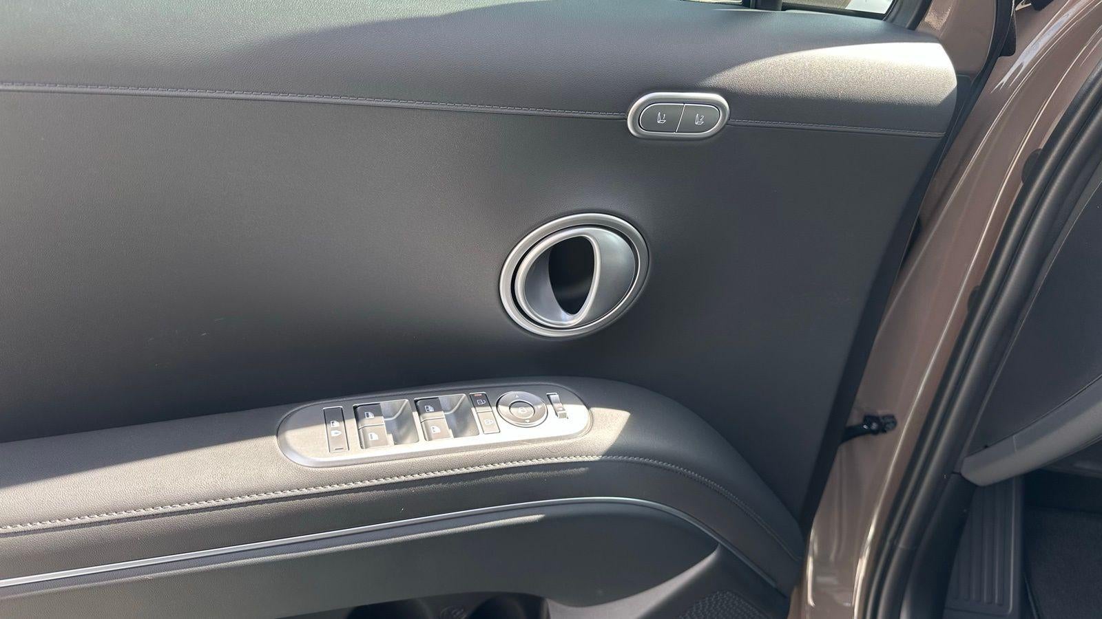 2026 Hyundai Palisade Hybrid SEL Premium 8 Passenger