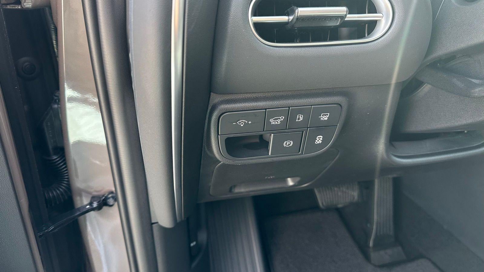 2026 Hyundai Palisade Hybrid SEL Premium 8 Passenger