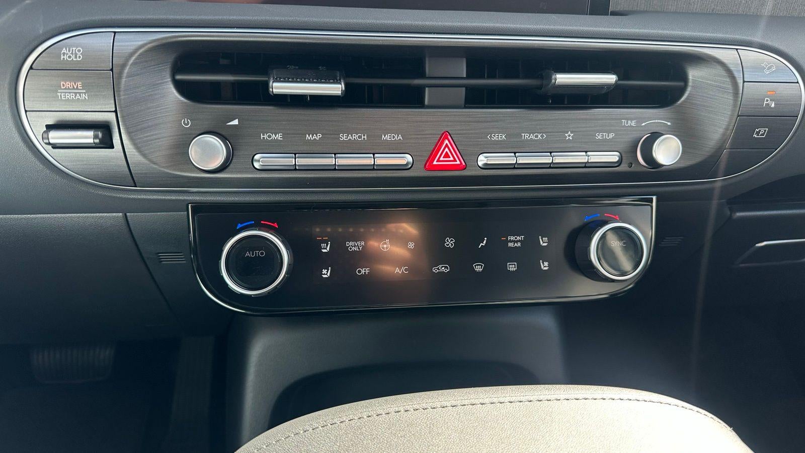 2026 Hyundai Palisade Hybrid SEL Premium 8 Passenger