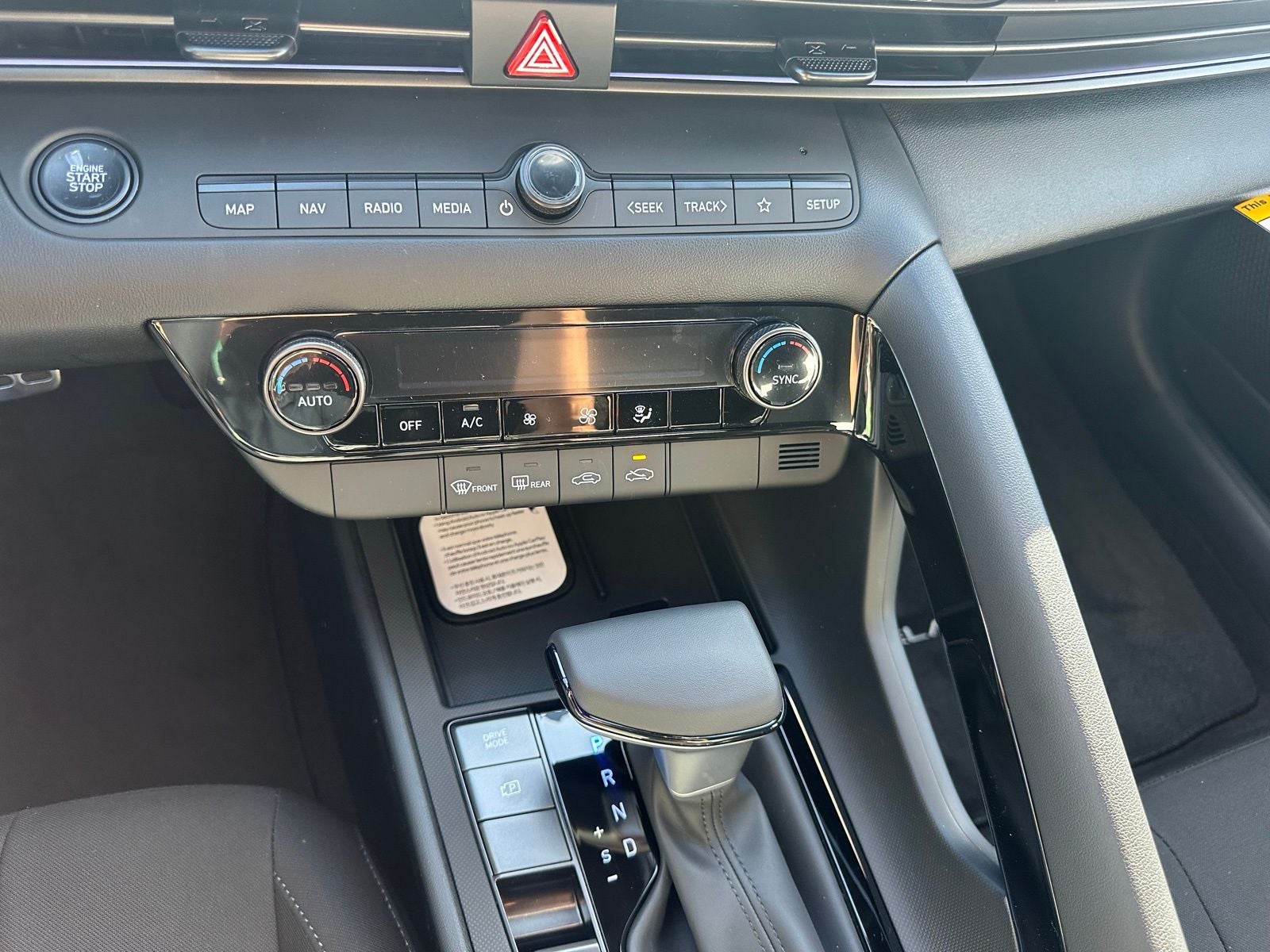 2026 Hyundai Elantra Hybrid SEL Sport