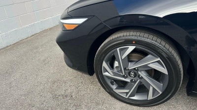 2026 Hyundai Elantra Hybrid Limited