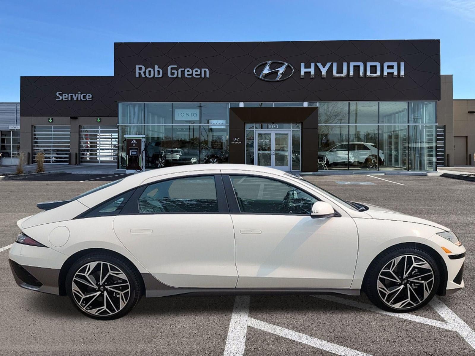 2024 Hyundai IONIQ 6 SEL