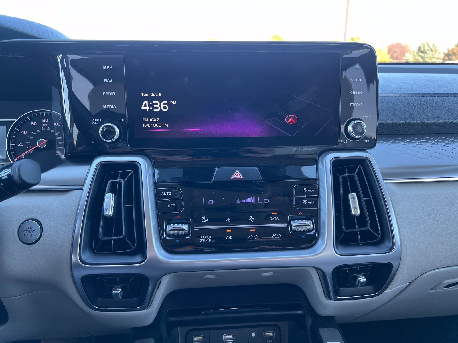 2023 Kia Sorento Hybrid EX